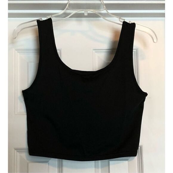 UNBRANDED - L Sz L Sleeveless Black Cropped Tank Top. (runs small). NWOT! - Picture 3 of 12